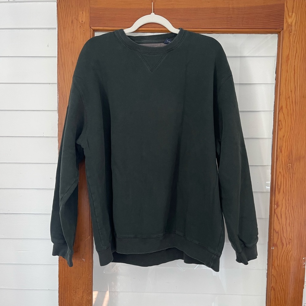 Izod Men's Dark Green Crewneck Sweater